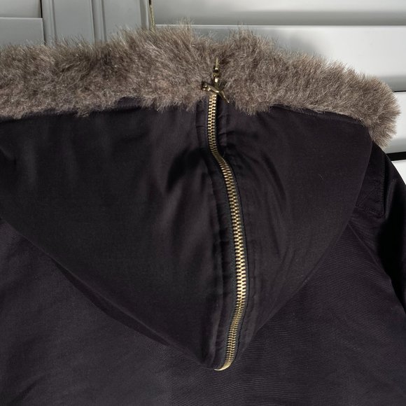 Black Puma Bomber Faux Fur Hooded Moto style Jacket Sized Large - Picture 9 of 14